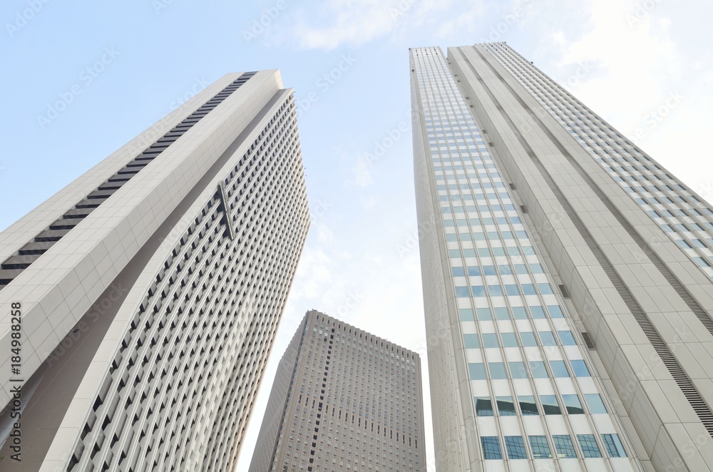 新宿の高層ビル街