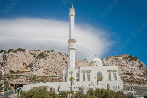 Obraz na płótnie Europa Point Mosque Ibrahim-al-Ibrahim in Gibraltar w salonie