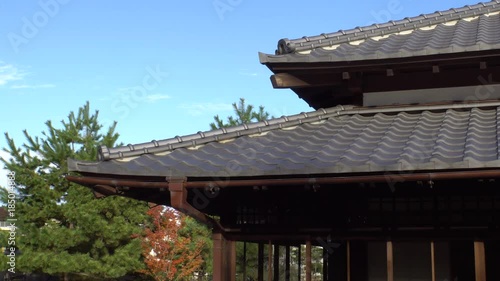 Wallpaper Mural Japanese house and blue sky - video 4K UHD 2 Torontodigital.ca