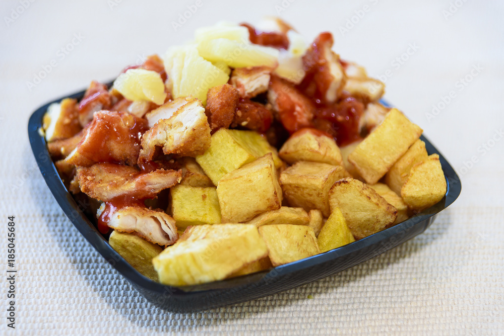 Chinese chicken with potatoes in sweet sauce Chinese chicken with potatoes in sweet sauce