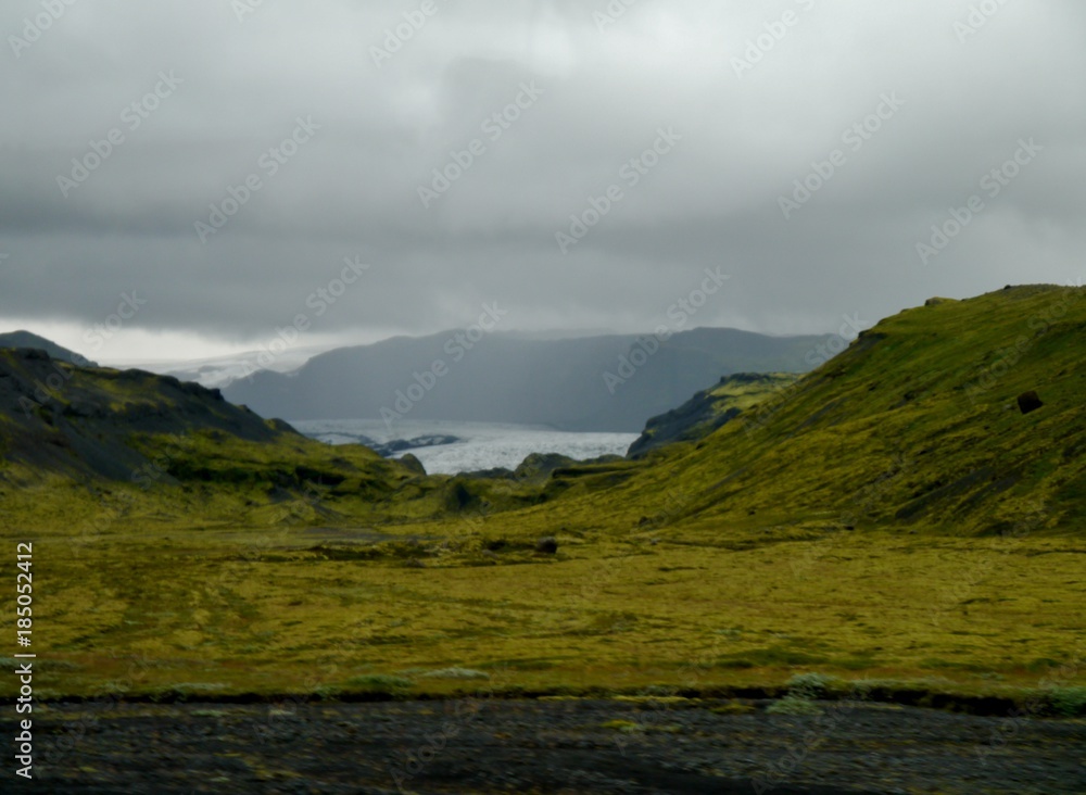 Berge und Hügel in Island