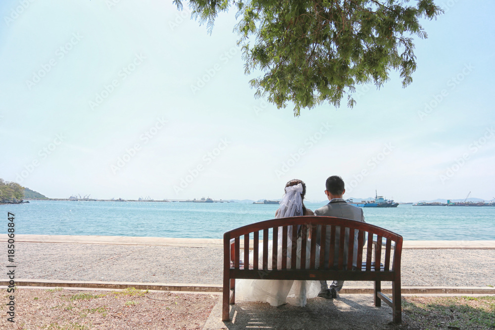 Asian couple photographed before marriage is Pre-wedding on Koh Si Chang Island.
