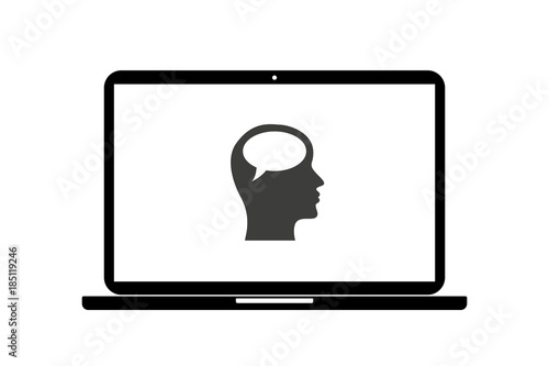 Laptop - Kopf mit Sprechblase - Gedanken