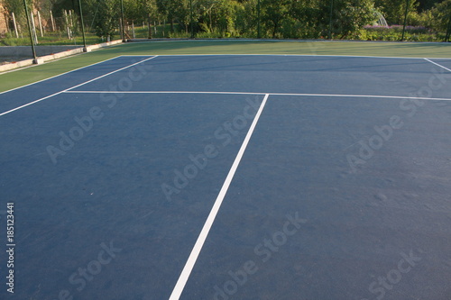 A blue tennis court 