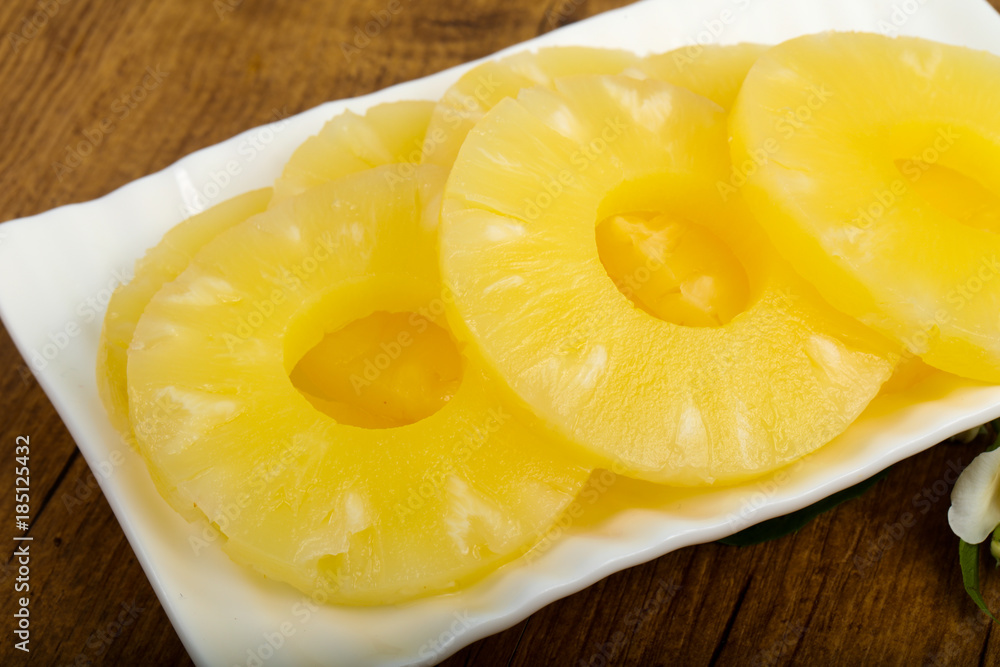 Canned pineapple Canned pineapple
