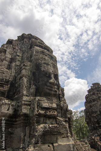 Angkor Thom : Traces of the Khmer civilization     © rokacaptain