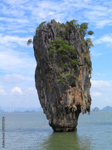 Tailandia. Bahía de Phang Nga en el Mar de Andaman entre la isla de Phuket y la parte continental de la península malaya