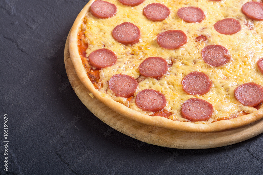 Italian pizza pepperoni Italian pizza pepperoni