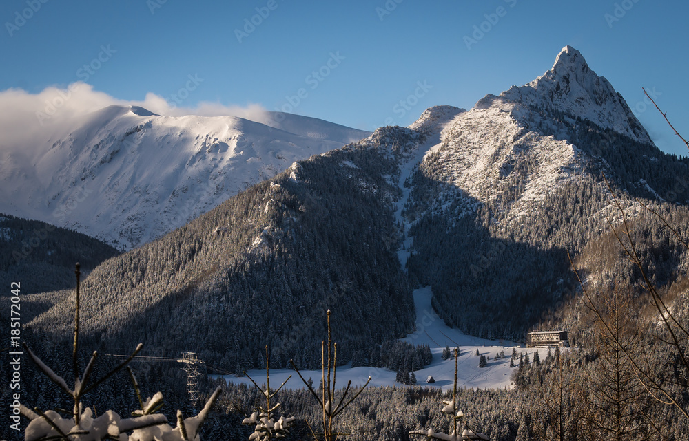 Giewont, zima w Tatrach