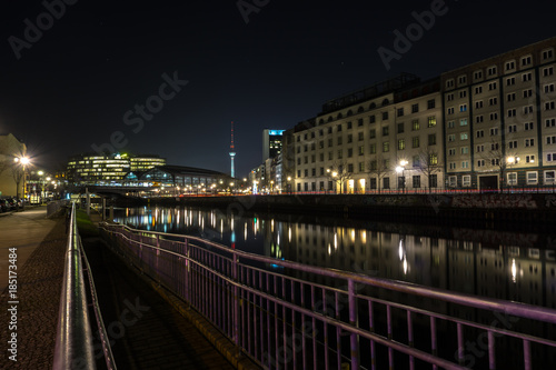 Bild auf Leinwand Bahnhof Friedrichstrasse