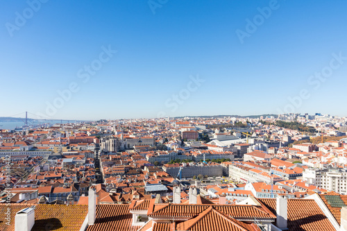 Vista do horizonte de Lisboa, Portugal. Dezembro de 2017 © Fabricio Rezende