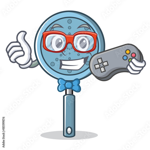 Gamer skimmer utensil character cartoon