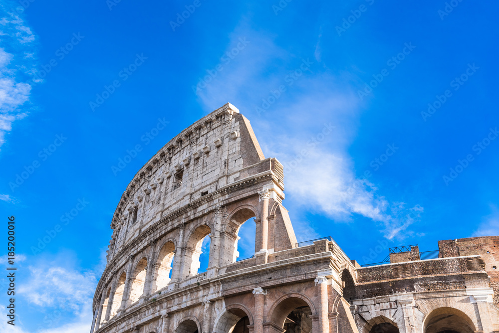 ローマ　世界遺産　コロッセオ