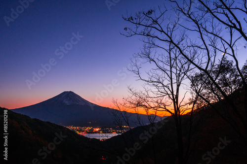 旧御坂峠からの夕暮れ富士 photo