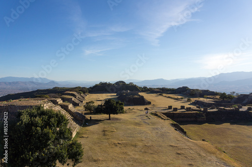 Gran Plaza de Monte Alb  n  Oaxaca  Mexique