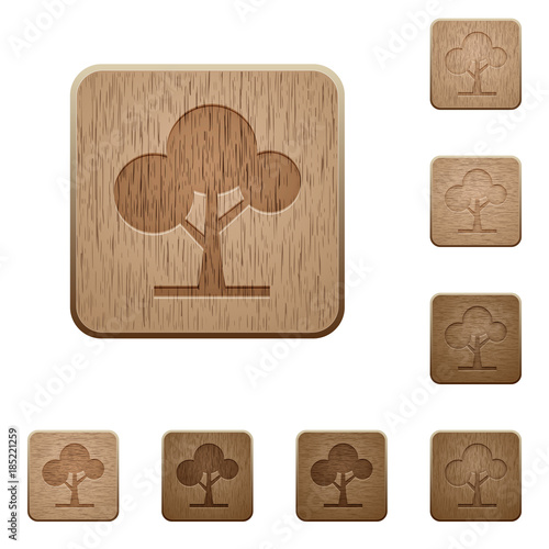 Leafy tree wooden buttons
