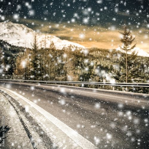 winter snow background of road  © magdal3na