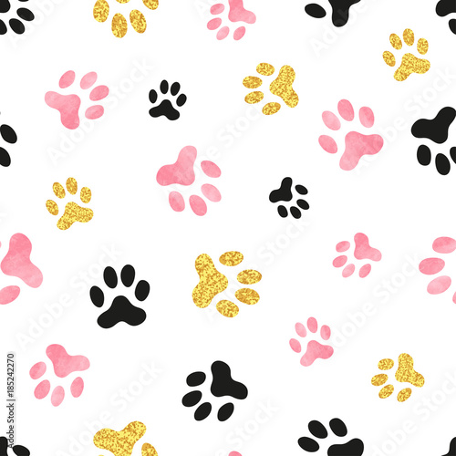 Fototapeta Łapa psa wydruku wzór w kolorach różowy, czarny i złoty.