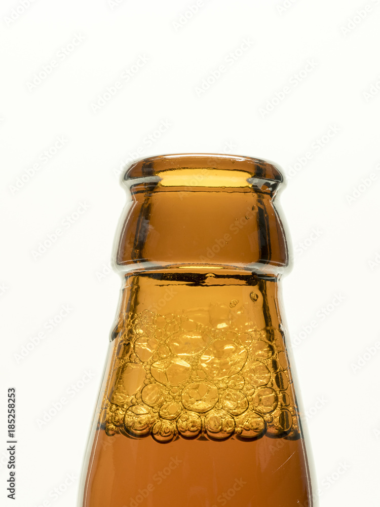 offene Flasche Kwas Stock-Foto | Adobe Stock
