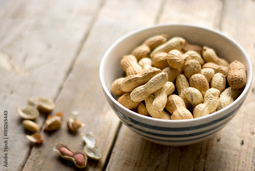 Bowl of peanuts Bowl of peanuts