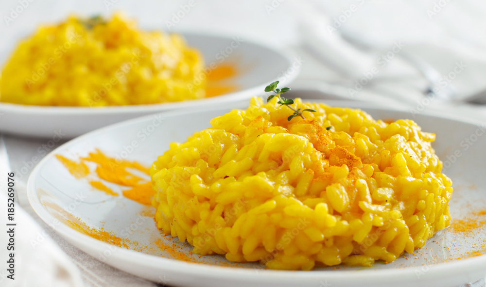 Risotto with curcuma