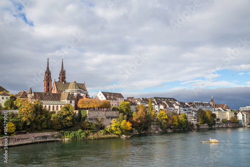 Rhine river and Basel Minster © OliverFoerstner