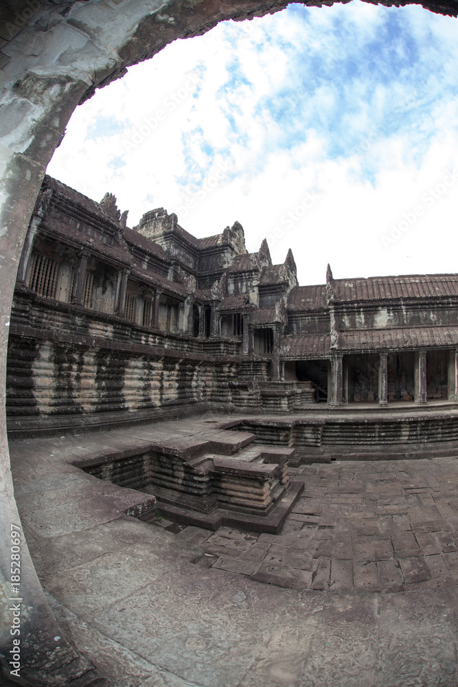 Fototapeta premium Traces of the Khmer civilization