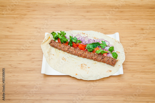 Fotografia Turkish adana kebap with rice