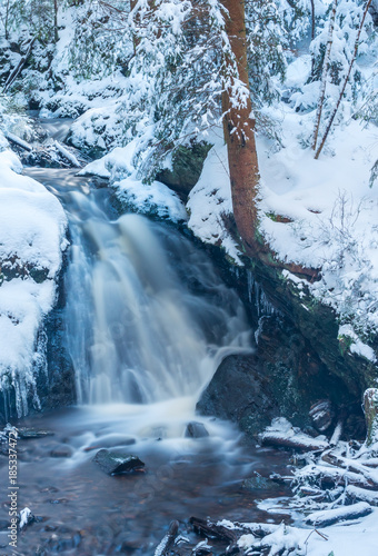 Rissfälle im Winter, Vogtland photo