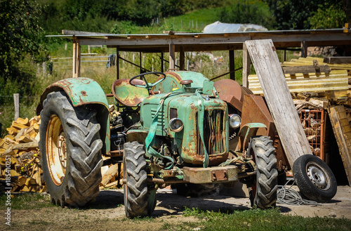 Tractor, maquinaria, vehículo, mecanización, rural, agropecuario photo