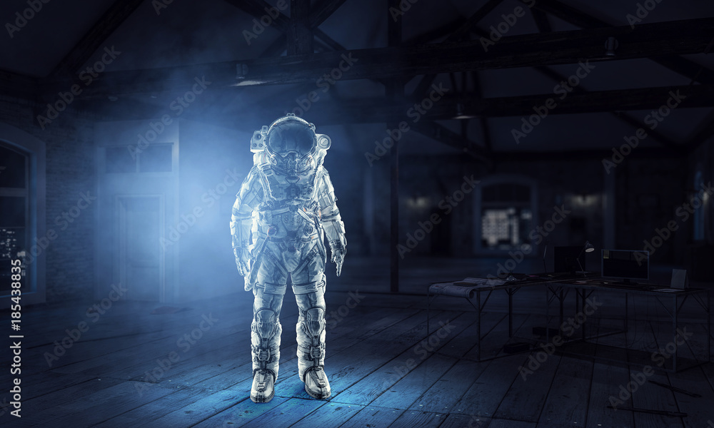 Obraz premium Spaceman ready for mission. Mixed media