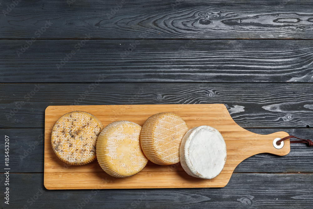 Mix cheese on the table Mix cheese on the table