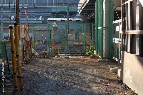 線路沿いの空き地
