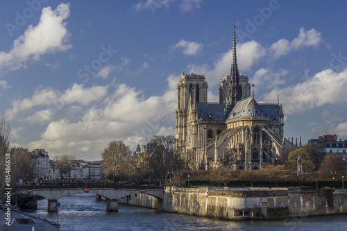 Notre Dame cathedral © Radoslav Nedelchev