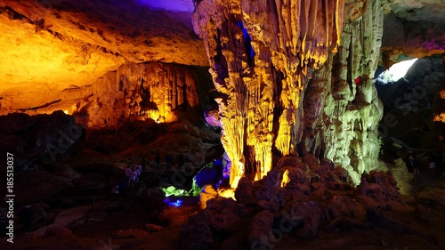Sung Sot-Höhle, Vietnam