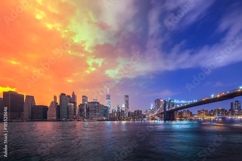 Brooklyn Bridge in a warm summer night © pozdeevvs