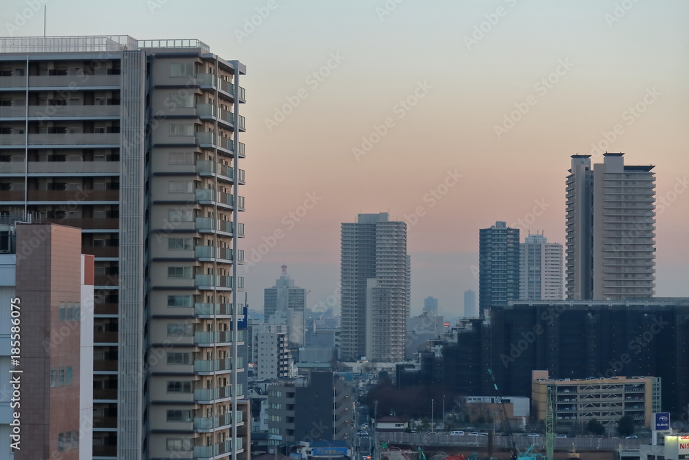 夕方の都市 夕方の都市