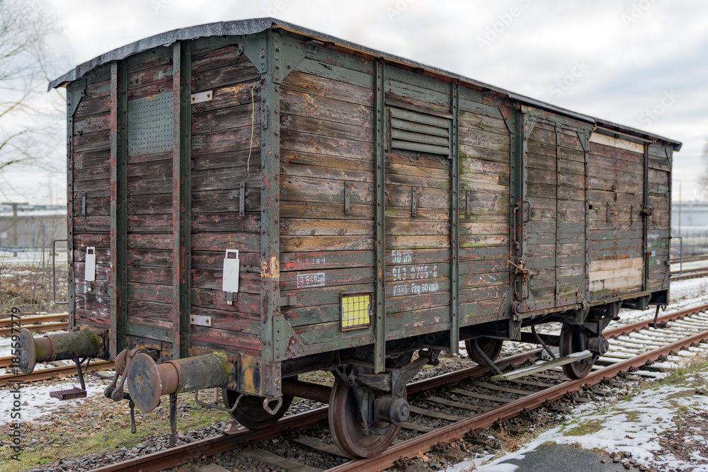 alter Gerätewaggon / Gerätewagen, DDR aus Holz