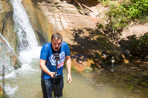 walking in the Kanarra creek Zion national park Utah this must have seen during your vacation in America mustsee photo