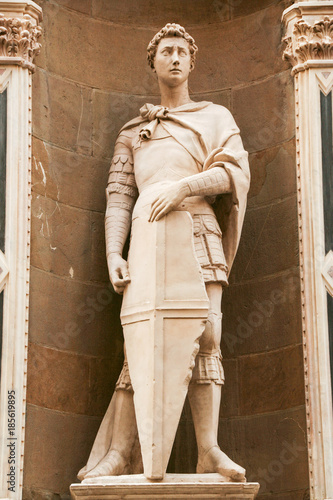 Foto saint george by Donatello