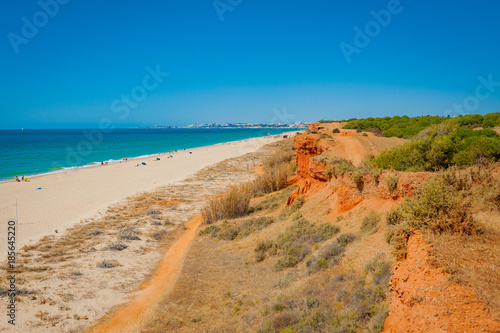 Portugal, Albufeira, portuguese beach with cliffs (PRAIA DA OURA)