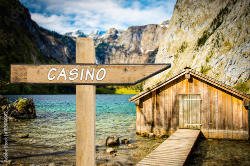 Schild 300 - Casino photo