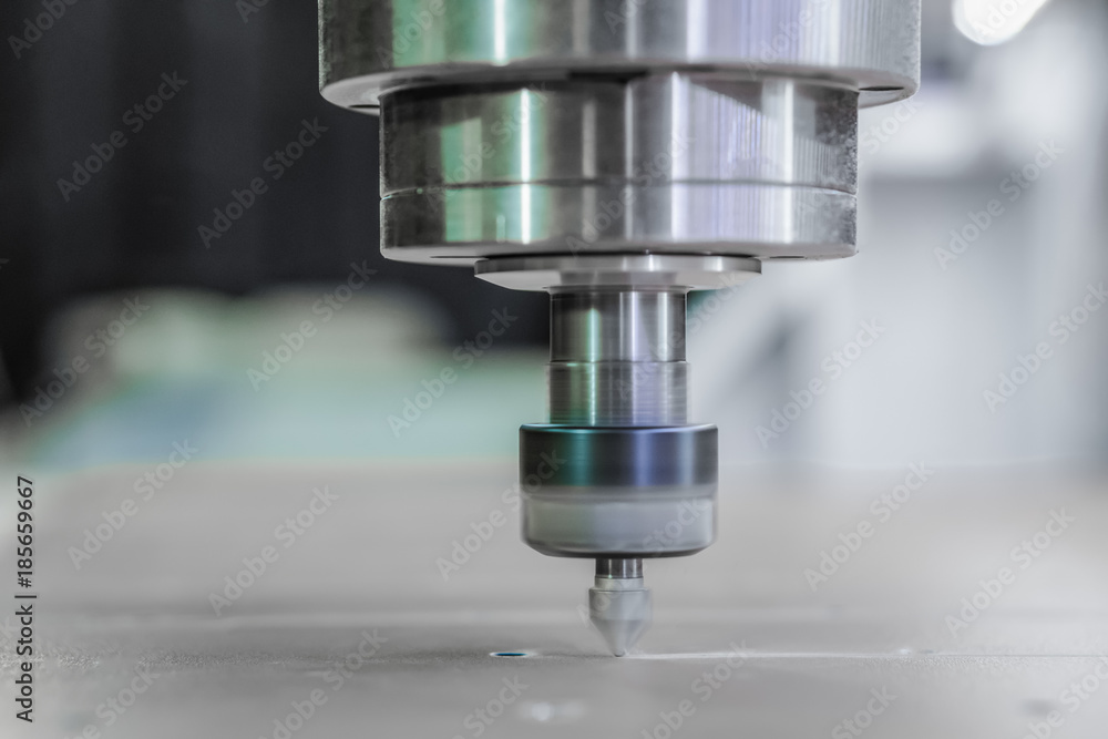 Spindle with a milling cutter inserted into the collet. cnc machine