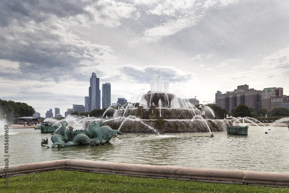 Fototapeta premium Buckingham Fountain in Chicago