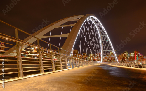 Walterdale bridge Edmonton © Petr