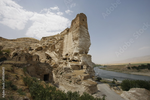 Obraz na plátne Hasenkeyf citadel on the cliff