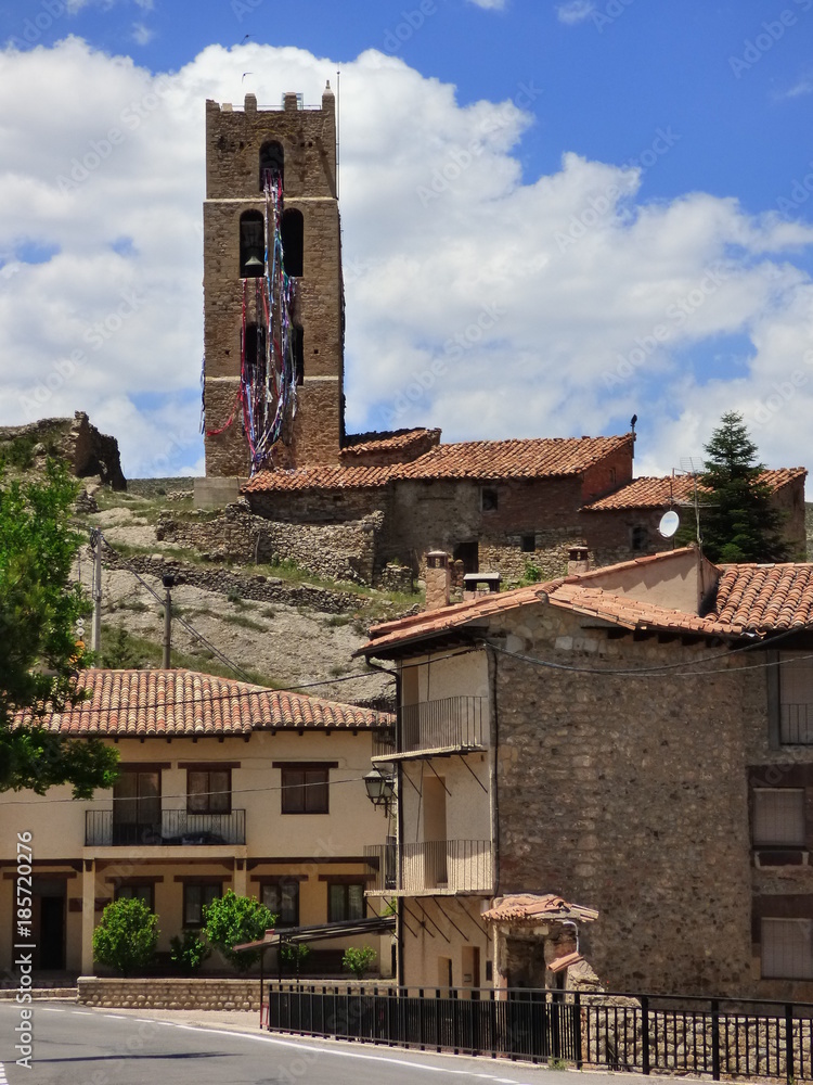 Villarroya de los Pinares, pueblo de Teruel en la Comunidad Autónoma de Aragón, España