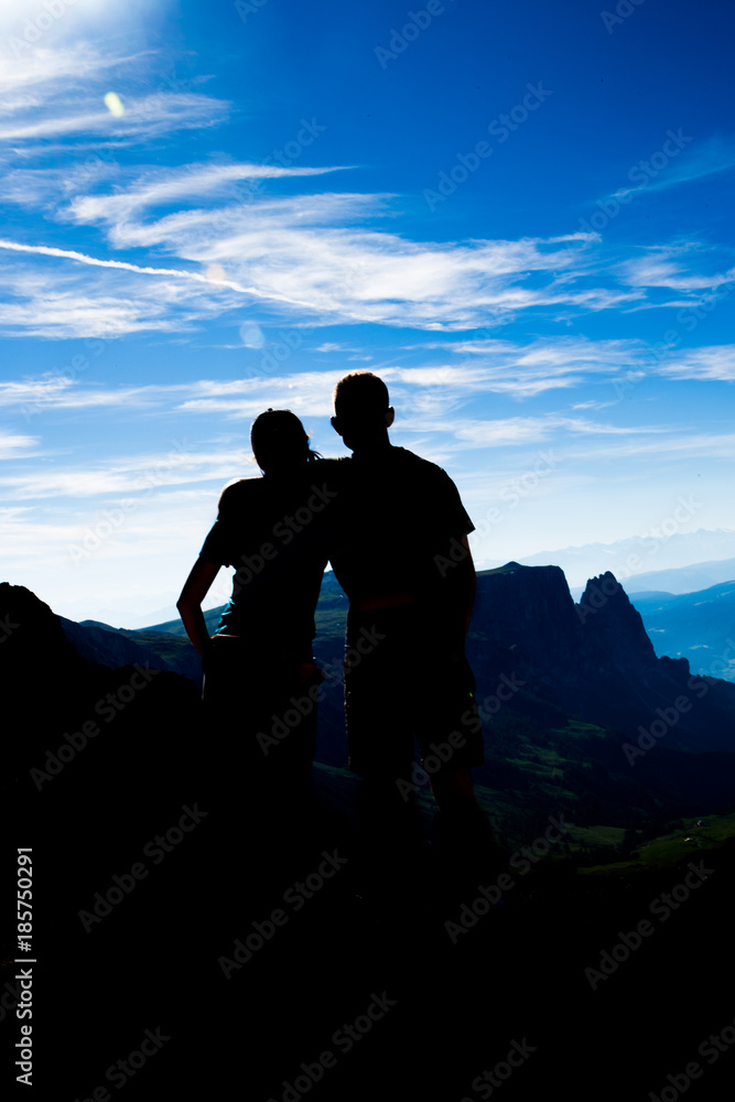 hiking couple silhouette