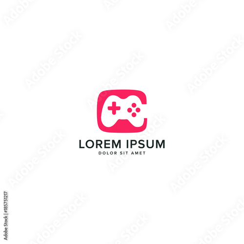 letter c and gamepad logo