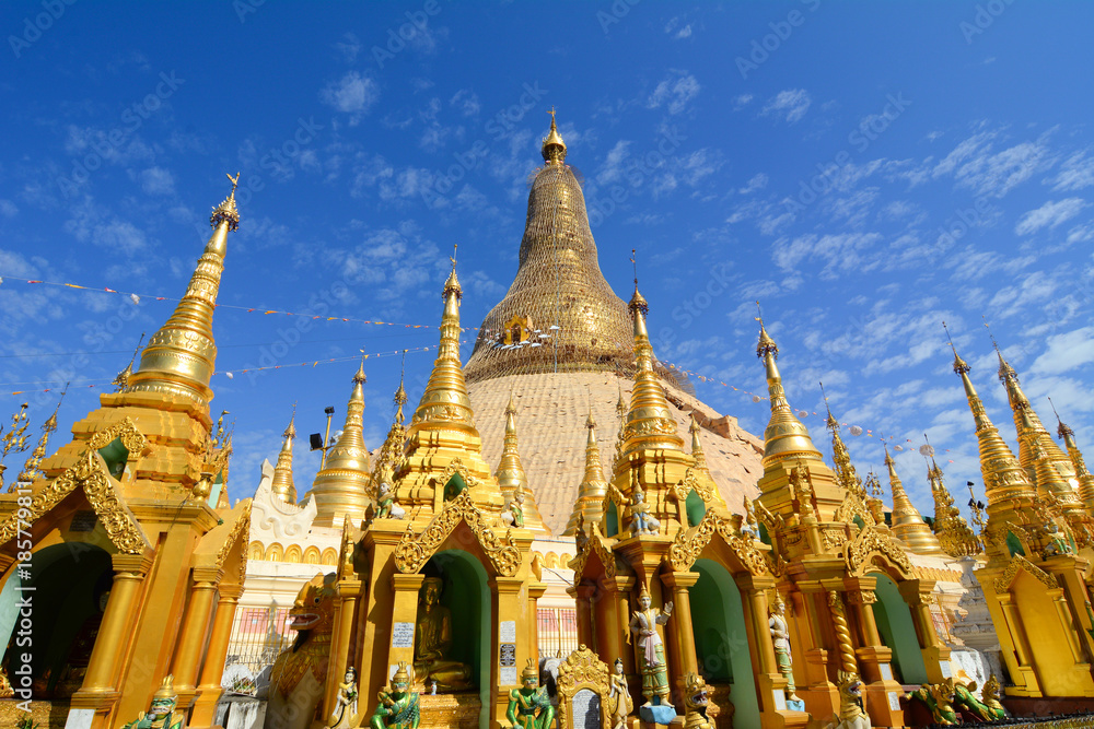 Shwedagon Paya Pagoda in Yangon